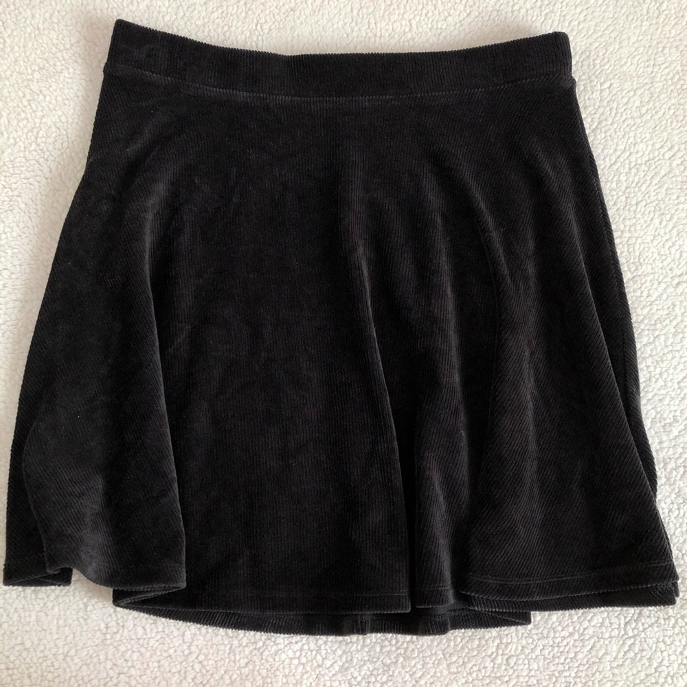 NOT FOR SALE RIGHT NOW! 
Forever 21 Plus Black Suede SkaterSkirt Size 0X